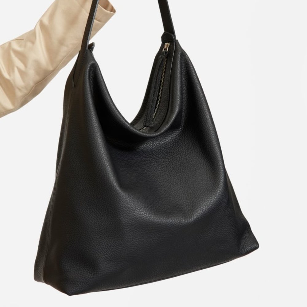 EVERLANE THE BOSS BAG HOBO BLACK PEBBLED LEATHER